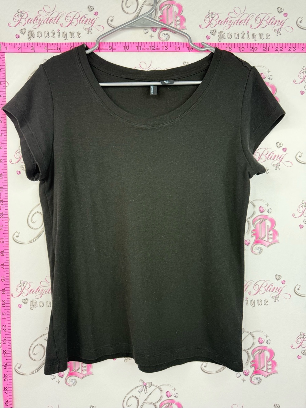 Cynthia Rowley tshirt stretchy Black Short Sleeve Tee